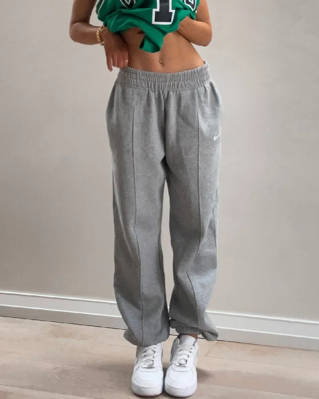Nike Women's Sportswear Essential Collection Fleece Pants Dark Grey Heather Stretch Fit Pants