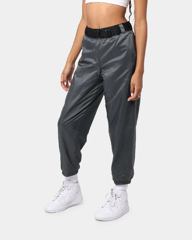 Nike Womens NSW Tech Pants Black/Iron Grey Trendy Wide-Leg Pants