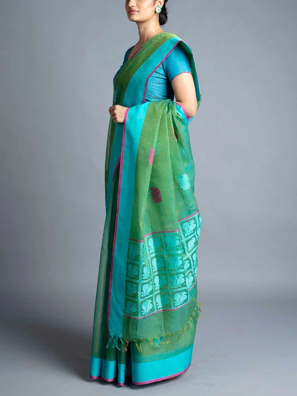 Chettinad Style Kota Saree With Blouse Piece Floral Print Blouse