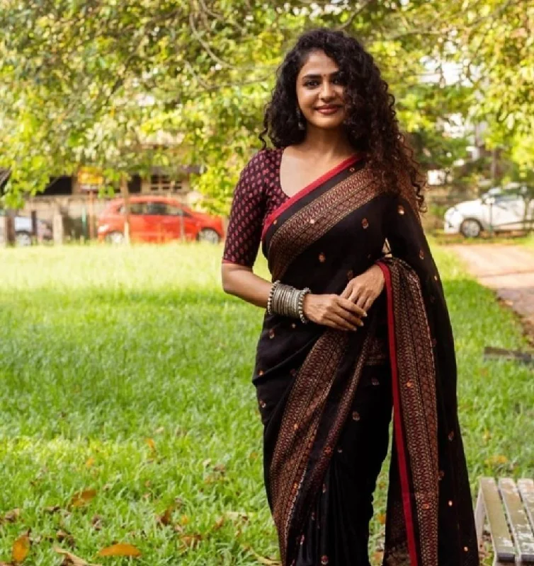 Cotton Printed Saree With Blouse Piece Office Formal Blouse