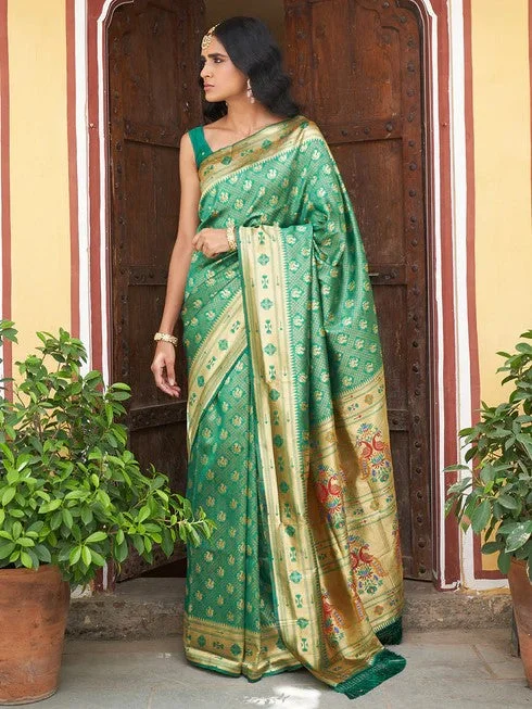 [Ready SG Stock] Green Paithani Silk Woven Ethnic Motifs Saree with attached Blouse Material - Indian saree Elegant Embroidery Blouse