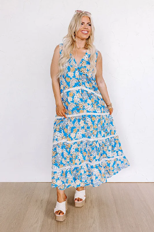 San Fran Cafe Floral Maxi Dress Curves Classic Solid Maxi Dress