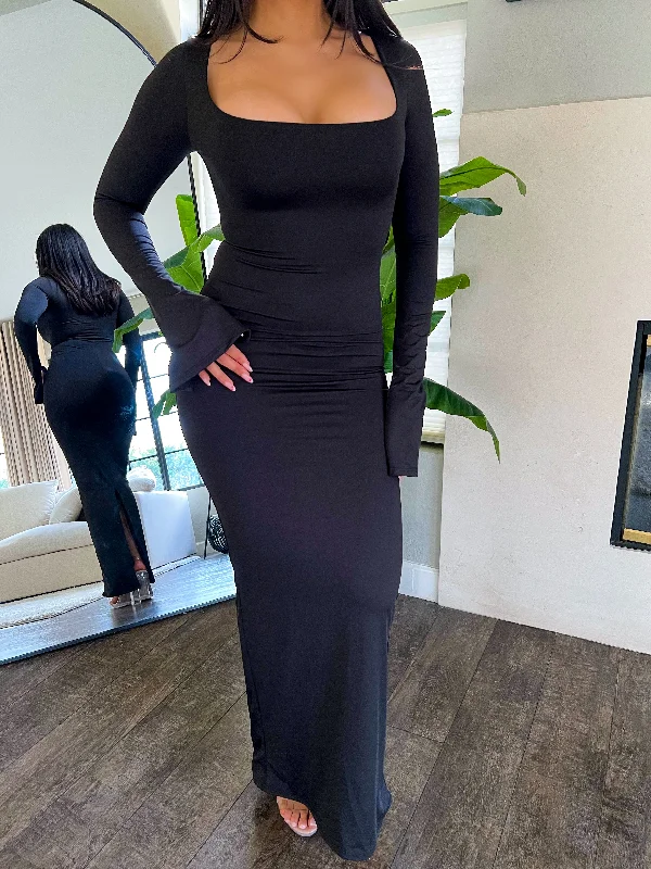 Stacy Maxi Dress (Black) Stylish Pleated A-Line Maxi Dress