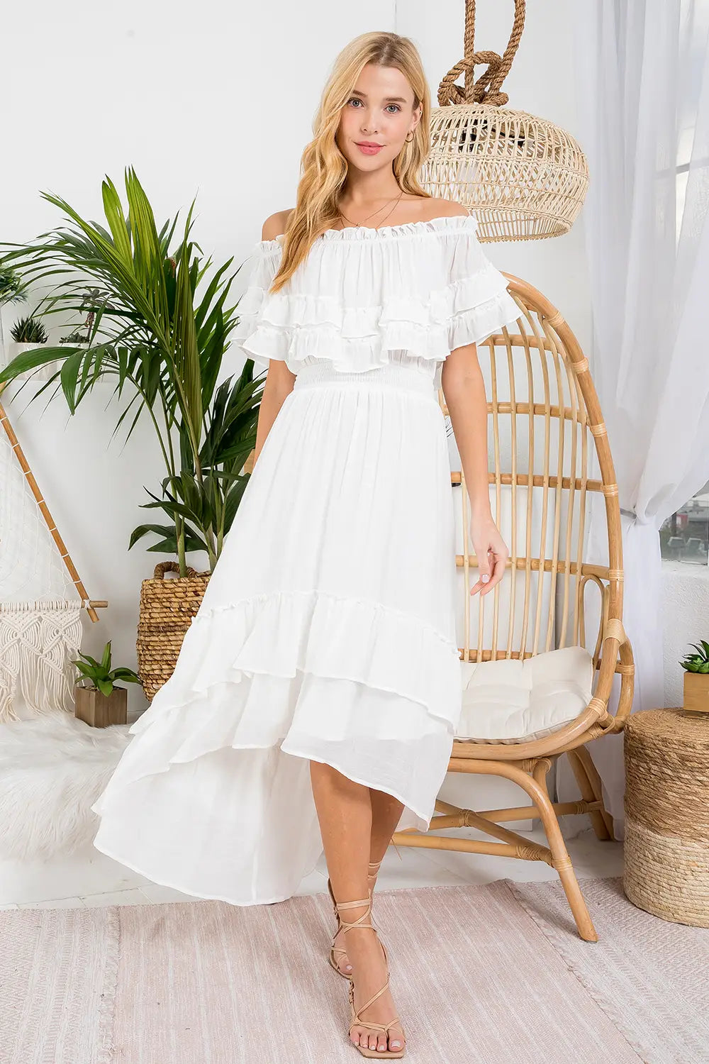 Off-White Ruffled Hi-Lo Maxi Dress Comfortable Fit-and-Flare Maxi Dress