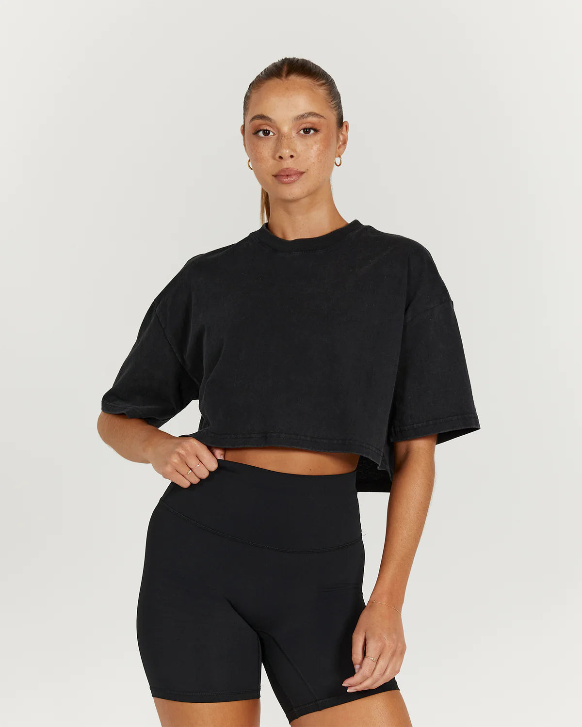 Muscle Republic | Essentials Cropped Tee - Faded Black Solid Print Embellished