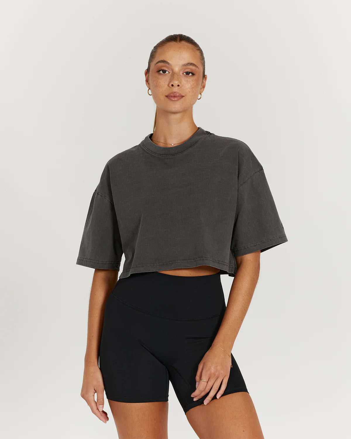 Muscle Republic | Essentials Cropped Tee - Faded Onyx Asymmetrical Pockets Print