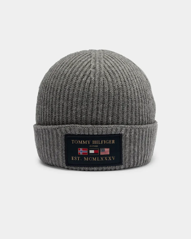 Tommy Jeans Men's Outdoors Patch Beanie Mid Grey Melange Fashionable Straight Cut Jeans Tommy Jeans Men's Outdoors Patch Beanie Mid Grey Melange Fashionable Straight Cut Jeans