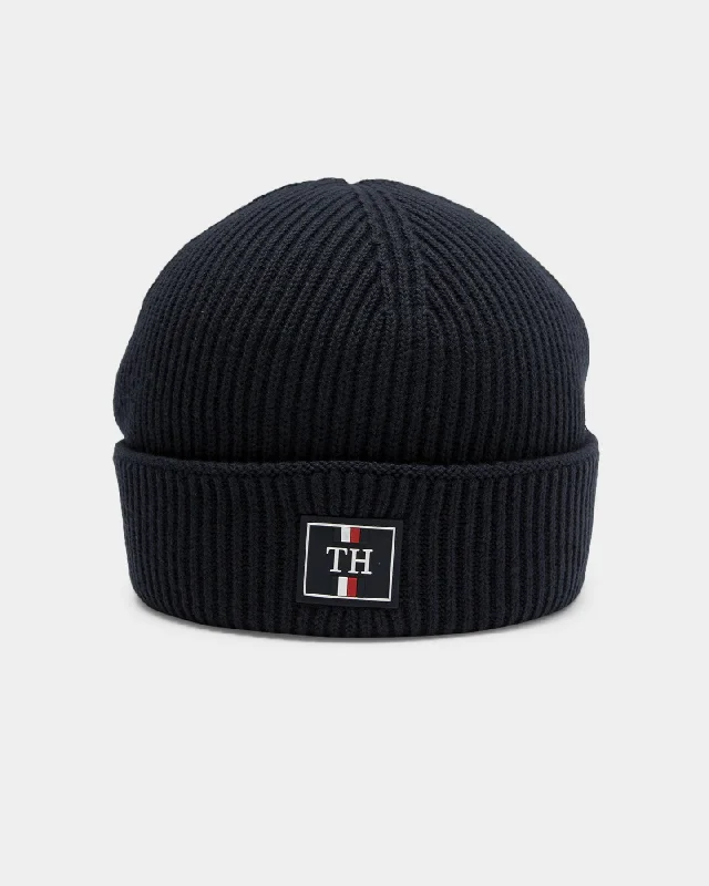 Tommy Jeans Men's Patch Knit Beanie Sky Captain Fashionable Raw Edge Jeans