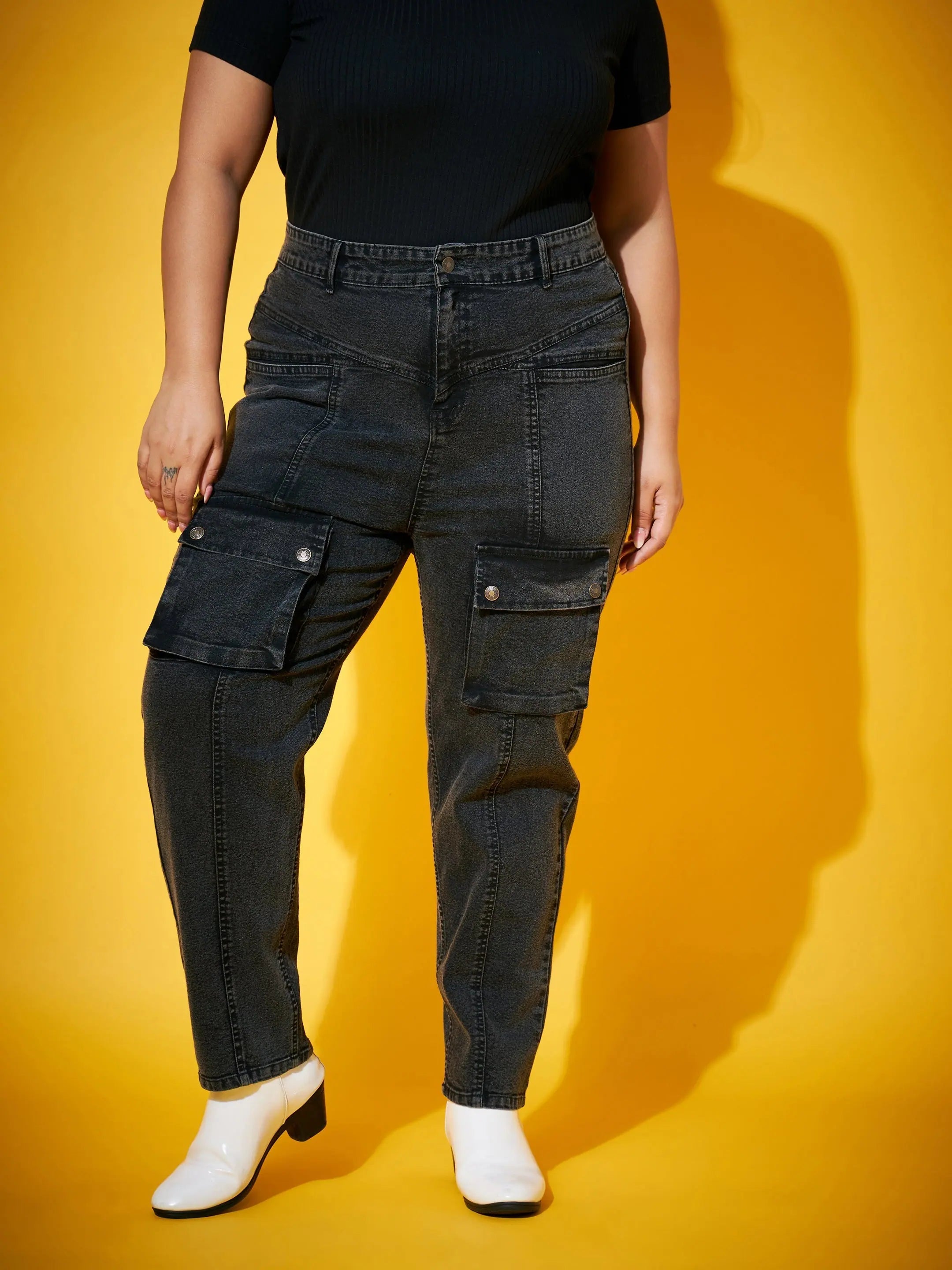 Women Black Acid Wash Front Patch Pocket Jeans Stylish Acid-Wash Jeans