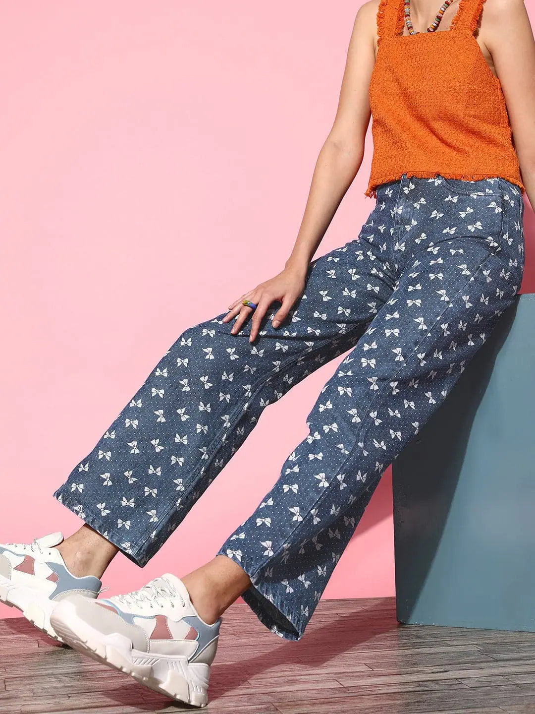 Women Blue Bow Print Straight Jeans Elegant High-Waisted Flared Jeans