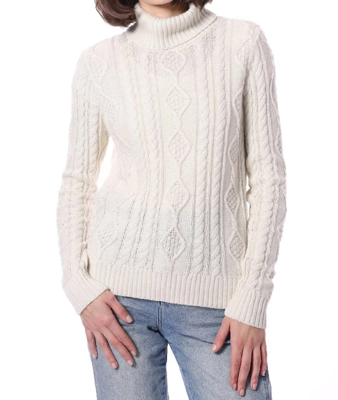 Cotton Ombre Cable Turtleneck Sweater Top In White Lace Blend Ribbed Blend Corduroy Blend