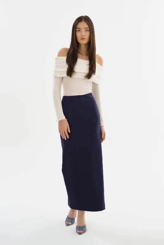 HELLANDA | Knit Maxi Skirt button skirt front